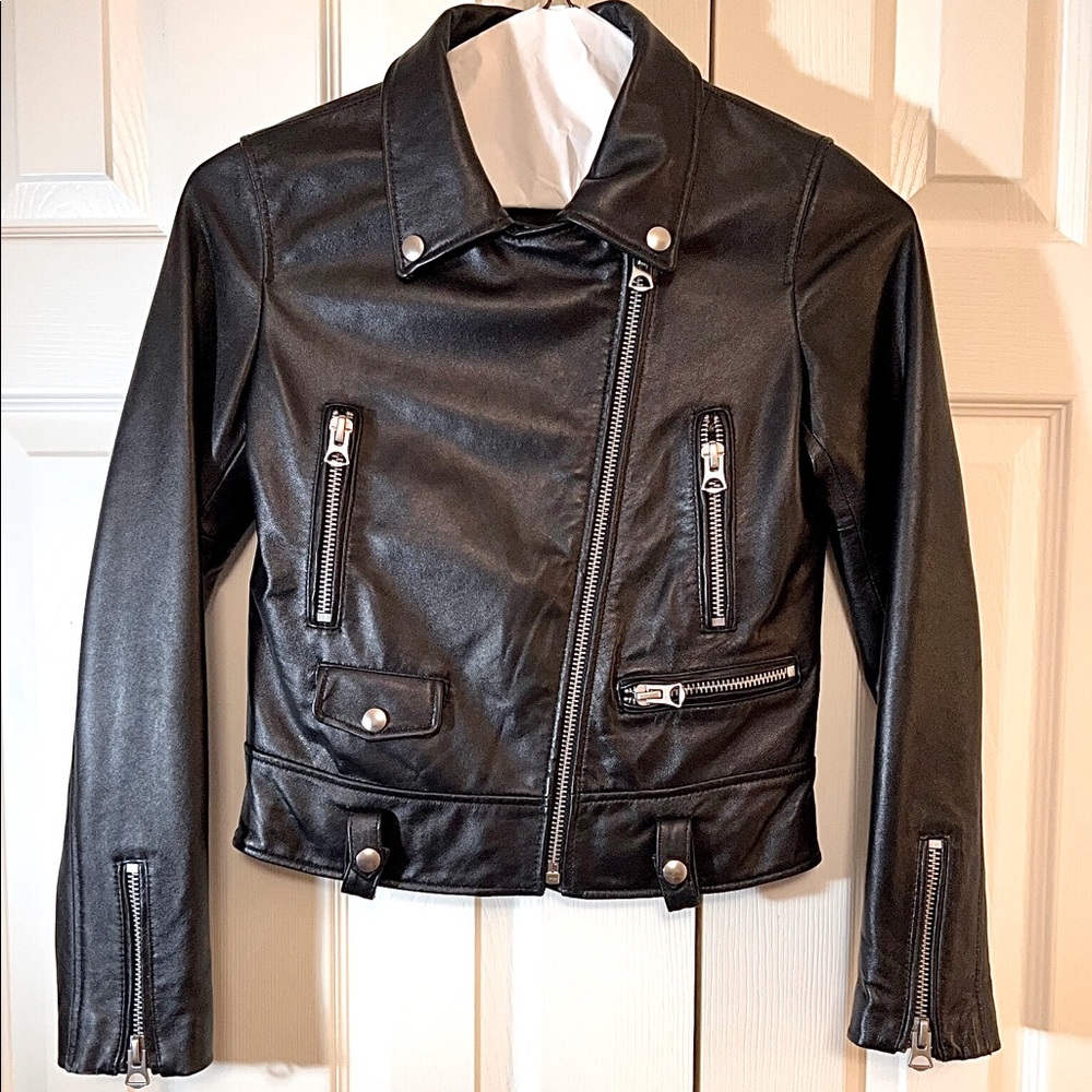 A Killer-  Fortime Ladies Leather Motorcycle Jacket